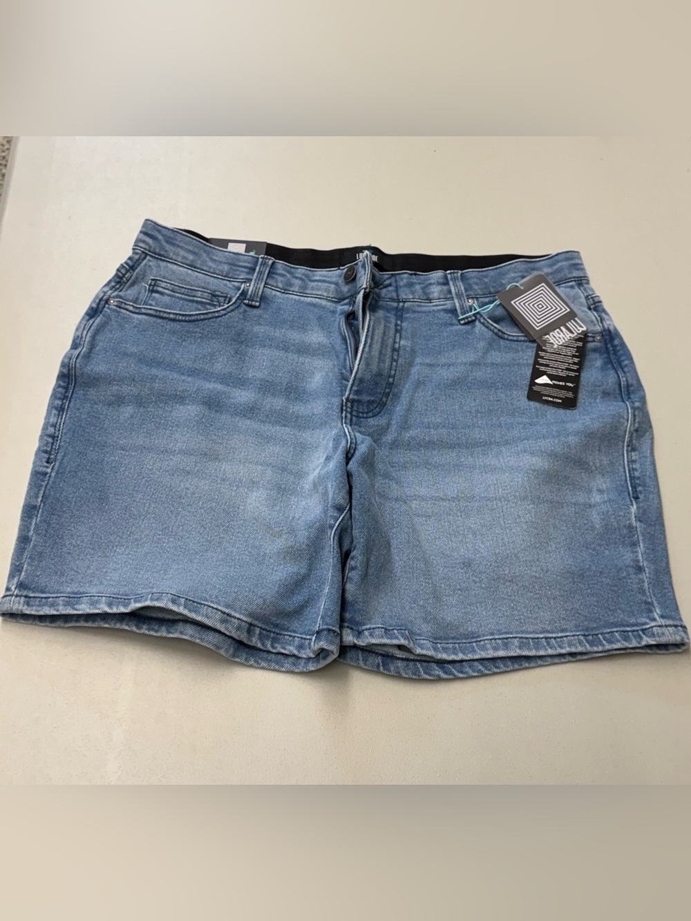 LuLaRoe Light Blue Denim Women's Relaxed Fit Summer Shorts size 30